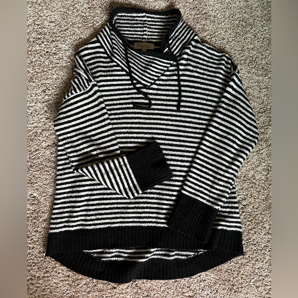 Philosophy sweater PL